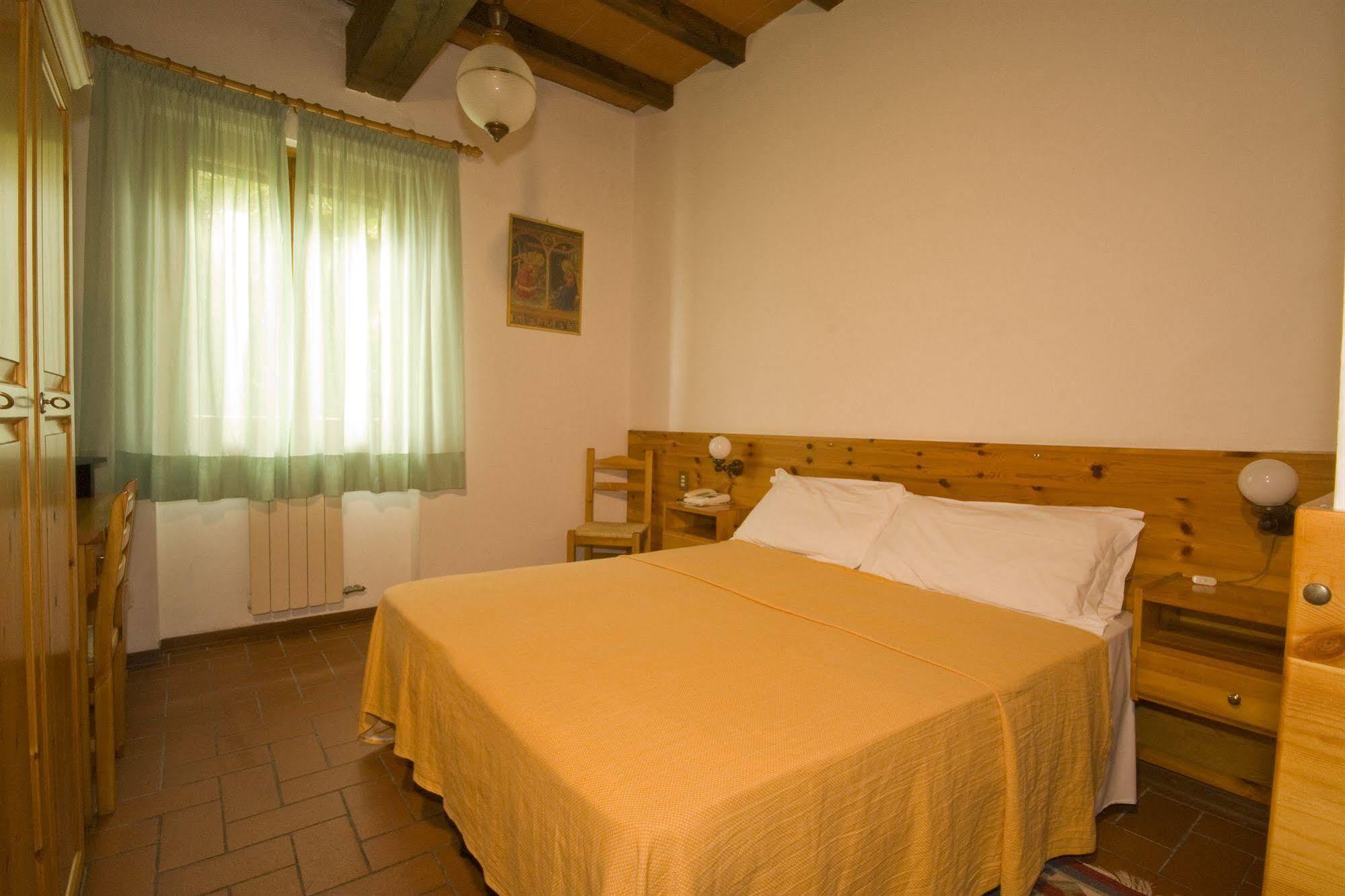 קבריליה Hotel Del Lago מראה חיצוני תמונה
